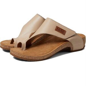 Taos Women’s Loop Natural Leather Cork Sandals w/ Toe Loop, Size 39 (US 8-8.5)